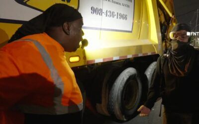 Fed-up garbage truck driver unloads on anti-ICE mob blocking Newark streets