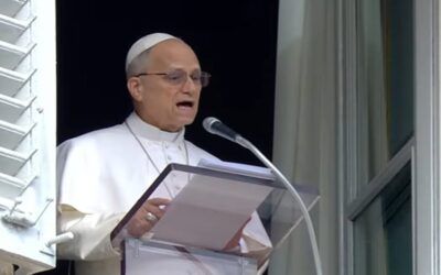 First US-born Pope champions America’s founding during award by National Constitution Center