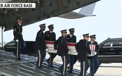 Jennifer Griffin delivers emotional tribute during Dover transfer of 4 service members