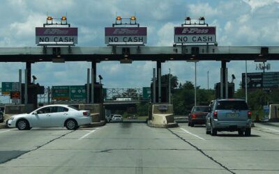 Federal, state authorities deny resurfaced claim that they are tracking cash drivers are carrying on the road
