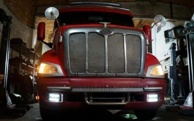 Feds close trucking schools in alleged fraud crackdown