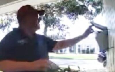 Incumbent congressman appears to commit federal crime while caught on doorbell camera