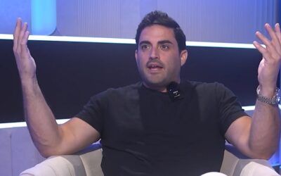 Comedian nails the boomer-millennial divide hilariously: They’re confident and unaware, we notice everything