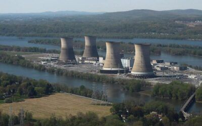 Energy Department loans $1.9B to restart Iowa nuclear plant