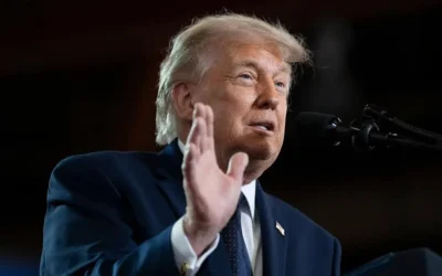 Trump campaigns in Texas in last push for Republicans